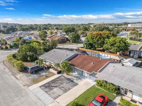 11413 SW 148th St, Miami FL - photo 12 of 29