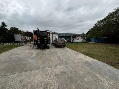 21160 SW 328th St, Homestead FL - photo 18 of 24