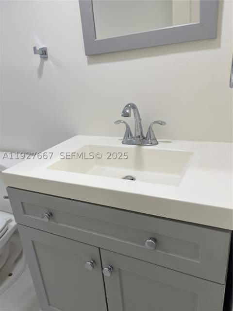 255 Sunrise Dr 103, Key Biscayne FL - photo 11 of 20