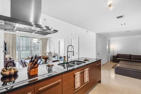 495 Brickell Ave 2405, Miami FL - photo 7 of 34