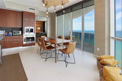 15901 Collins Ave 1101, Sunny Isles Beach FL - photo 15 of 54