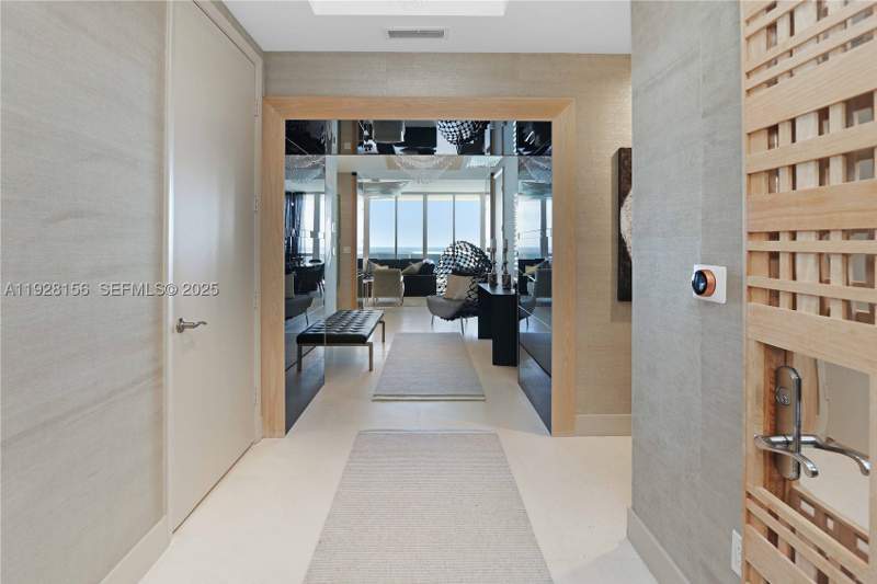 3 bedroom Condominium at 15901 Collins Ave 1101, Tdr Tower II Condo, Sunny Isles Beach — photo 3