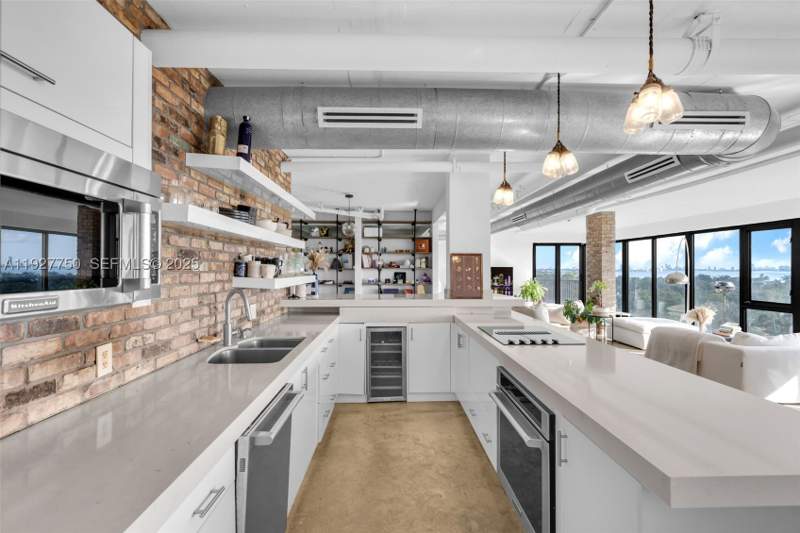 4 bedroom Condominium at 5701 Biscayne Blvd Ph-9, The Flats At Morningside, Miami — photo 3