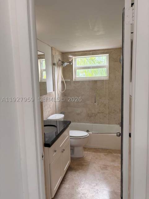 335 Collins Ave 302, Miami Beach FL - photo 13 of 20