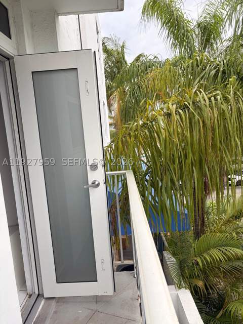 335 Collins Ave 302, Miami Beach FL - photo 7 of 20