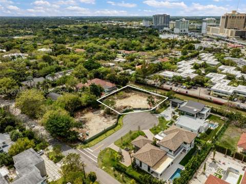 6990 SW 91st St, Pinecrest FL - photo 9 of 20