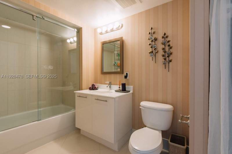 2 bedroom Condominium at 92 SW 3rd St 1512, Mint Condominium, Miami — photo 3