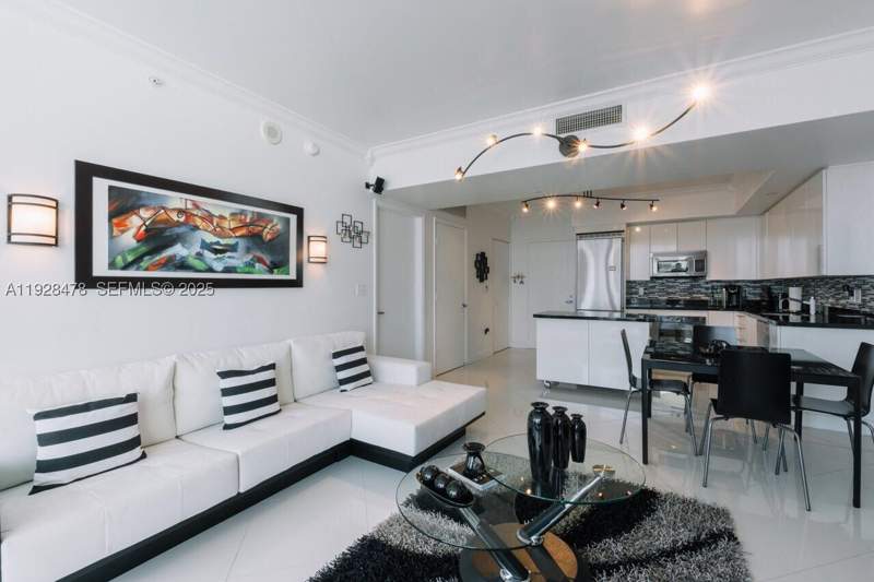 2 bedroom Condominium at 92 SW 3rd St 1512, Mint Condominium, Miami — photo 5