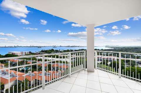 1000 Quayside Terrace 1606, Miami FL - photo 11 of 57