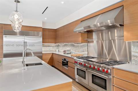 3581 E Glencoe St 403, Miami FL - photo 11 of 50