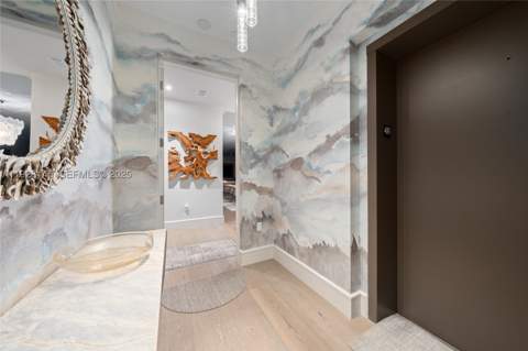 3581 E Glencoe St 403, Miami FL - photo 13 of 50