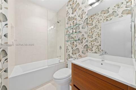 3581 E Glencoe St 403, Miami FL - photo 24 of 50