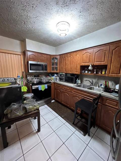 1581 NE 117 St, Miami FL - photo 19 of 29