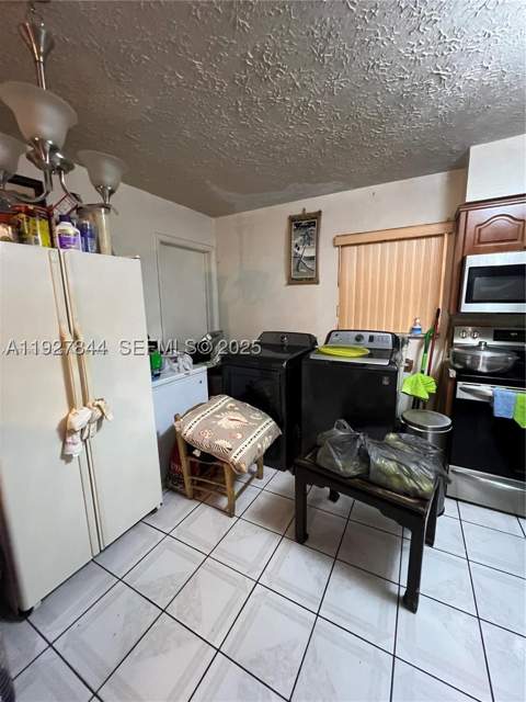 1581 NE 117 St, Miami FL - photo 24 of 29