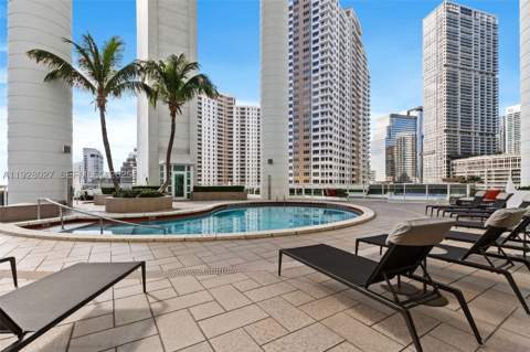 900 Brickell Key Blvd 2002, Miami FL - photo 17 of 28