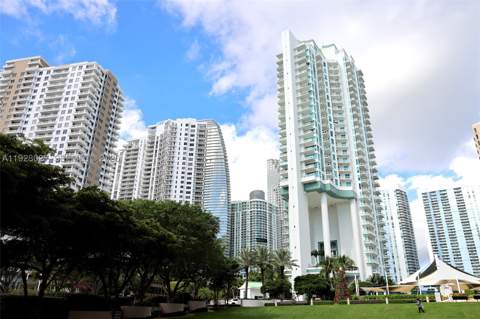 900 Brickell Key Blvd 2002, Miami FL - photo 21 of 28