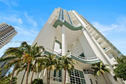 900 Brickell Key Blvd 2002, Miami FL - photo 23 of 28