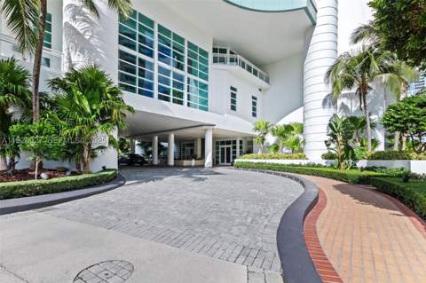 900 Brickell Key Blvd 2002, Miami FL - photo 24 of 28