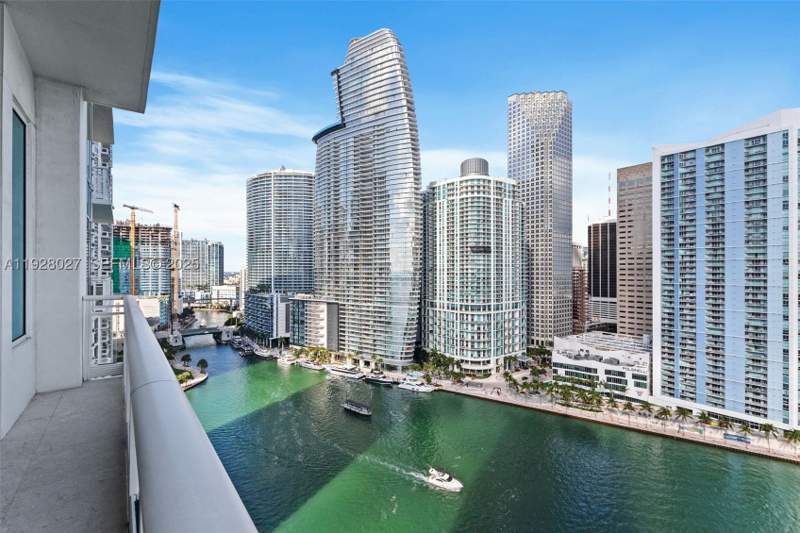 2 bedroom Condominium at 900 Brickell Key Blvd 2002, Asia Condo, Miami — photo 3