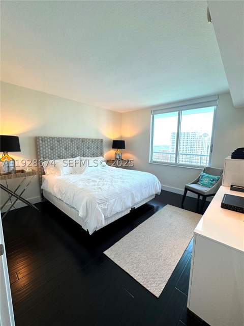 335 S Biscayne Blvd 2403, Miami FL - photo 12 of 23
