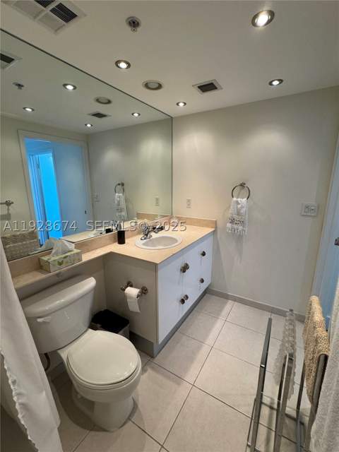 335 S Biscayne Blvd 2403, Miami FL - photo 16 of 23