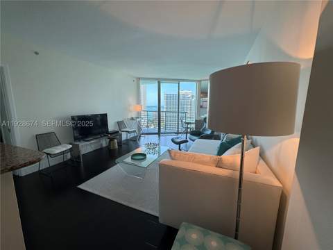 335 S Biscayne Blvd 2403, Miami FL - photo 7 of 23