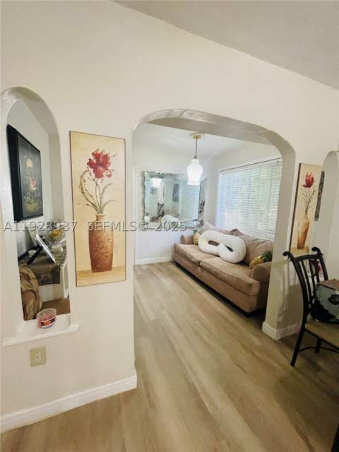 2045 NW 34th St, Miami FL - photo 9 of 12