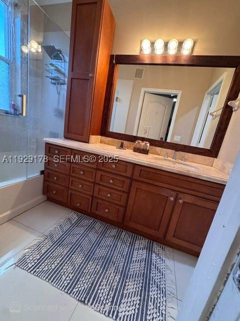 15064 SW 8th Ln, Miami FL - photo 6 of 10