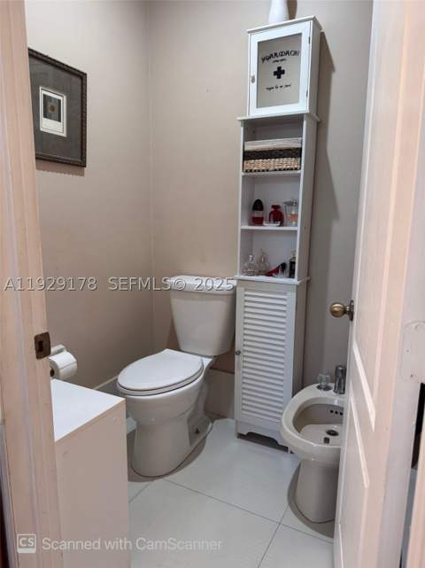 15064 SW 8th Ln, Miami FL - photo 7 of 10