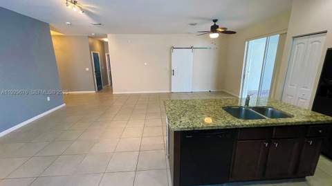 22912 SW 115th Ct, Miami FL - photo 12 of 29