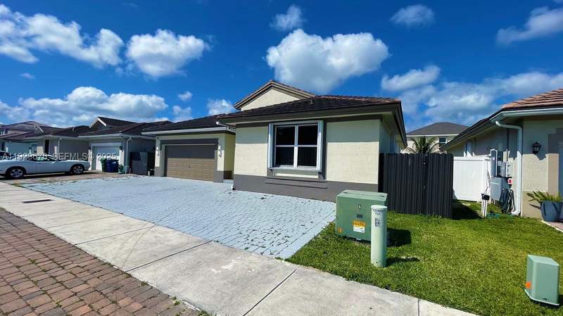 4 bedroom SingleFamilyResidence at 22912 SW 115th Ct, Bailes Commons First Addi, Miami — photo 3