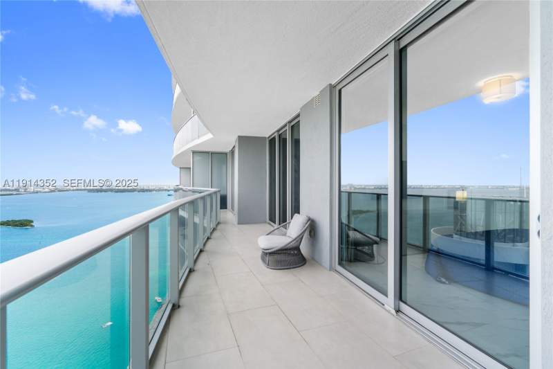 2 bedroom Condominium at 488 NE 18th St 4309, Aria On The Bay Condo, Miami — photo 2