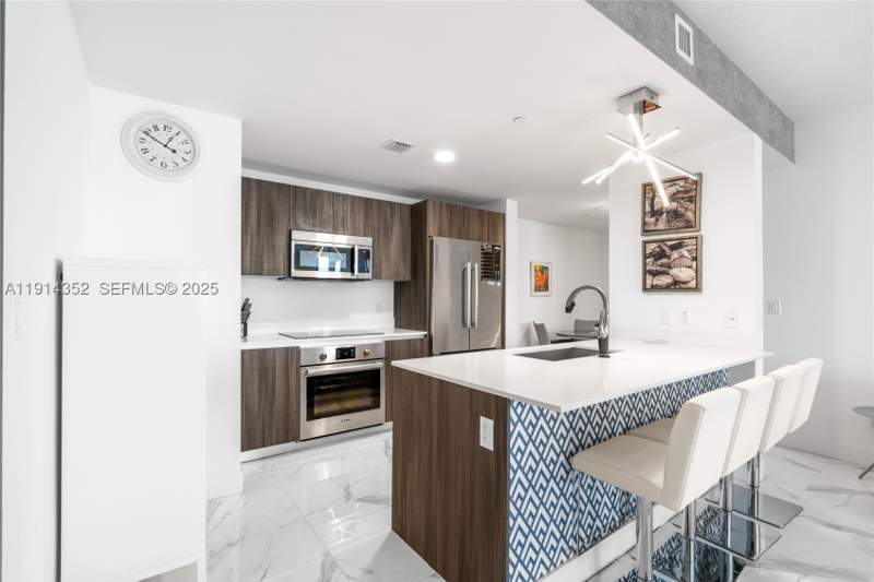 2 bedroom Condominium at 488 NE 18th St 4309, Aria On The Bay Condo, Miami — photo 5
