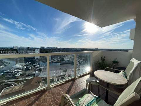 13499 Biscayne Blvd 1206, North Miami FL - photo 14 of 20