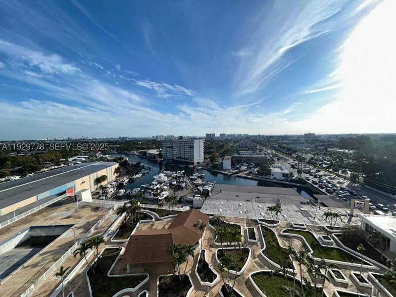2 bedroom Condominium at 13499 Biscayne Blvd 1206, Sailboat Cay Condo, North Miami — photo 2