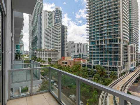 1050 Brickell Ave 606, Miami FL - photo 24 of 41