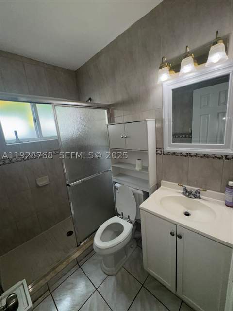 401 Collins Ave 21, Miami Beach FL - photo 19 of 32