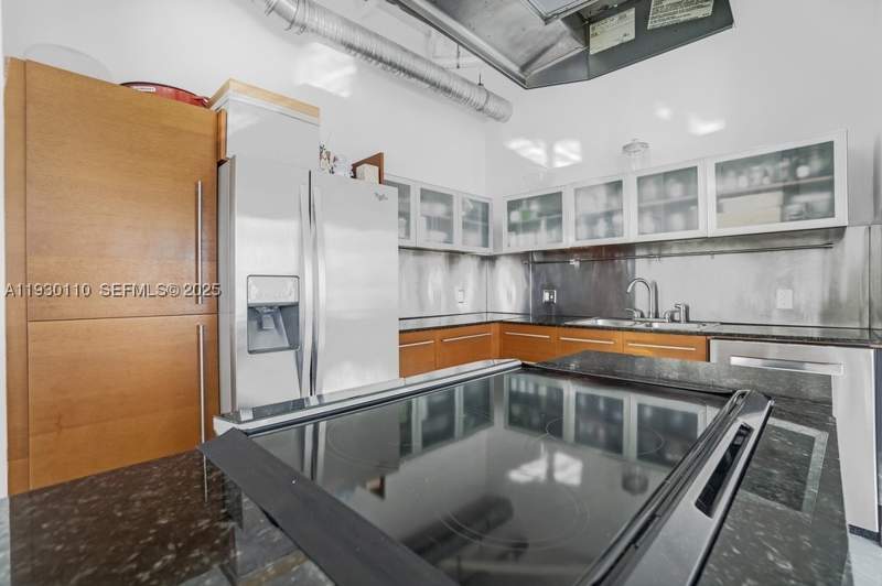 2 bedroom Condominium at 10 SW South River Dr 608, Neo Condo, Miami — photo 3