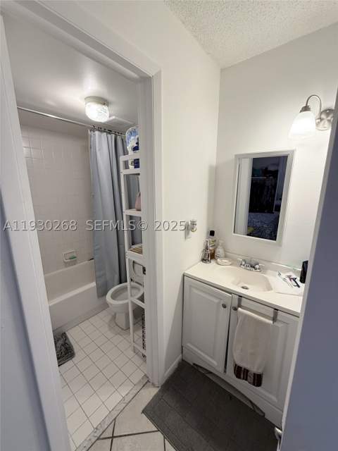 19715 SW 114th Ave 258, Miami FL - photo 7 of 11