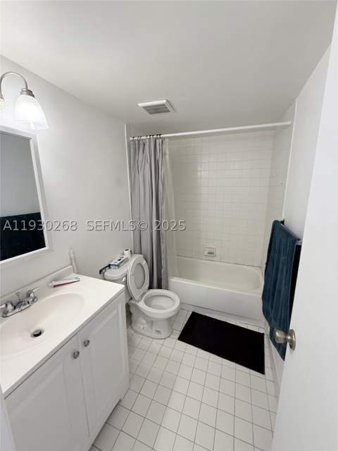 19715 SW 114th Ave 258, Miami FL - photo 9 of 11