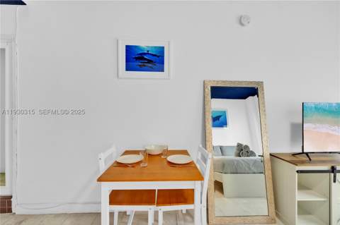 255 W 24th St 302, Miami Beach FL - photo 6 of 8
