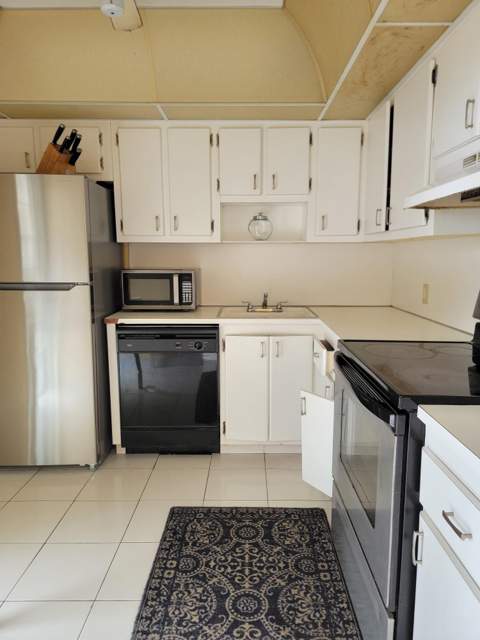 3301 N Country Club Drive 506, Aventura FL - photo 13 of 32