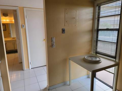 3301 N Country Club Drive 506, Aventura FL - photo 14 of 32