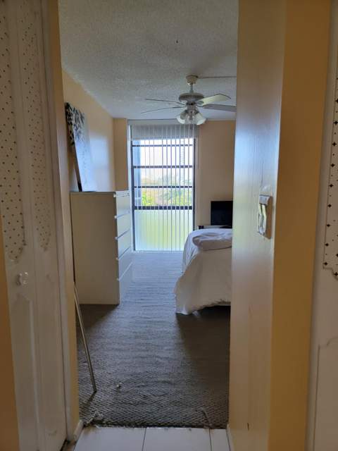 3301 N Country Club Drive 506, Aventura FL - photo 20 of 32