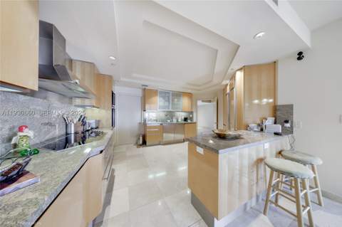 2600 Island Blvd 703, Aventura FL - photo 8 of 25