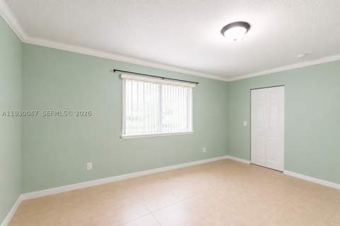63 NW 17th Pl 6, Miami FL - photo 11 of 16
