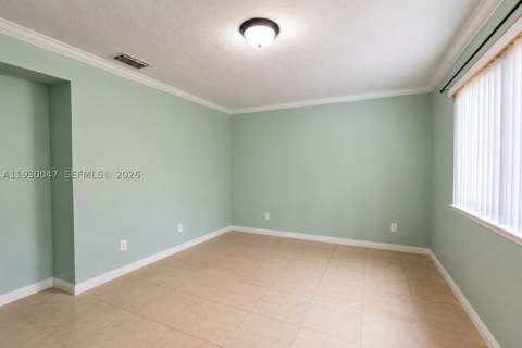 63 NW 17th Pl 6, Miami FL - photo 13 of 16