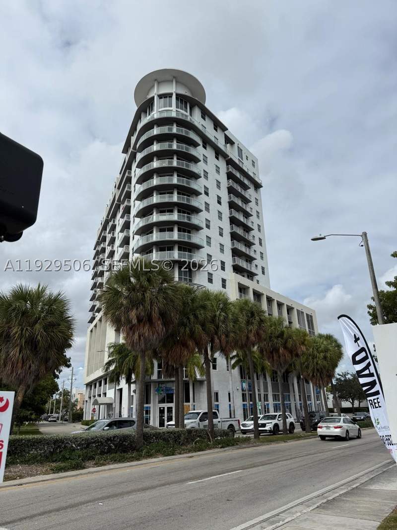 2 bedroom Condominium at 1 Glen Royal Pkwy 1612, Altos De Miami Condo, Miami — photo 3