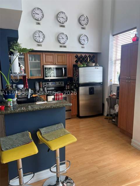 1 Glen Royal Pkwy 1612, Miami FL - photo 6 of 12