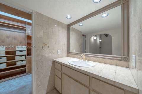 19212 NE 25th Ave 283D, Miami FL - photo 11 of 56